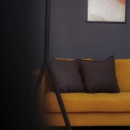 Exklusives Stadthaus Auf Zwei Etagen Am Staatstheater * Κότμπους