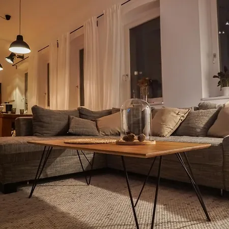 Exklusives Stadthaus Auf Zwei Etagen Am Staatstheater * Κότμπους