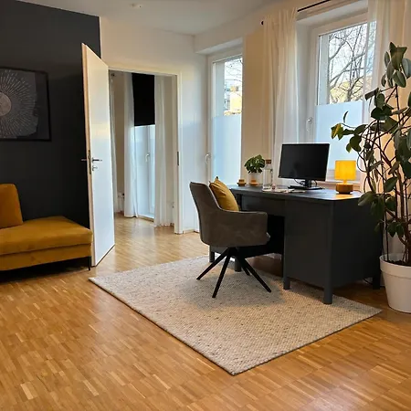 Διαμέρισμα Exklusives Stadthaus Auf Zwei Etagen Am Staatstheater Κότμπους