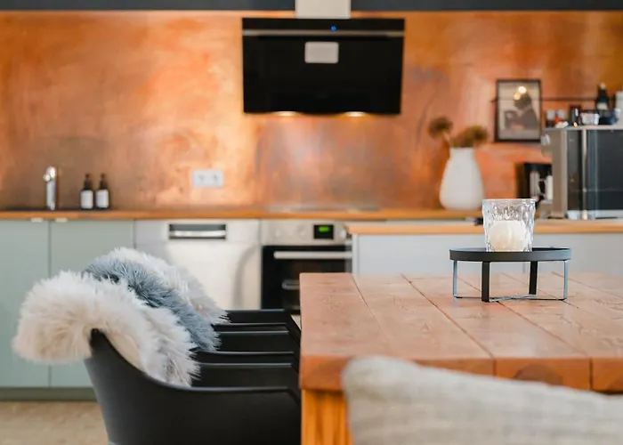 דירה Exklusives Stadthaus Auf Zwei Etagen Am Staatstheater קוטבוס